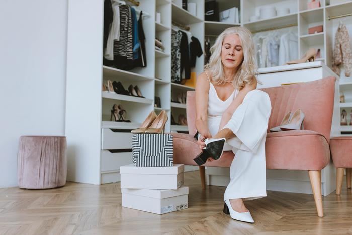 Что такое ресейл-сервисы и как они работают. Вторичный рынок модной одежды набирает популярность