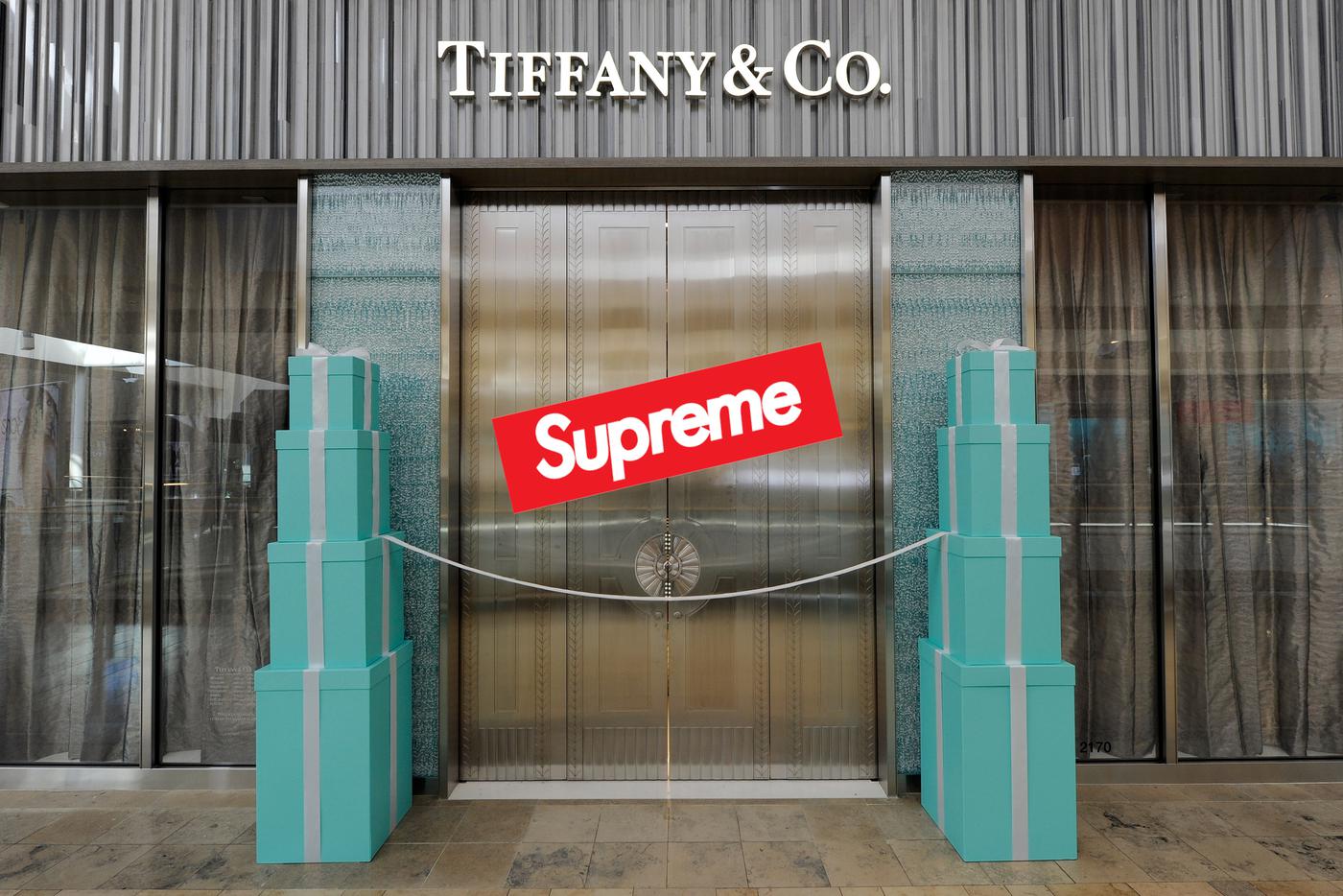 Коллаборация Tiffany и Supreme может увидеть свет уже в ближайшие месяцы.