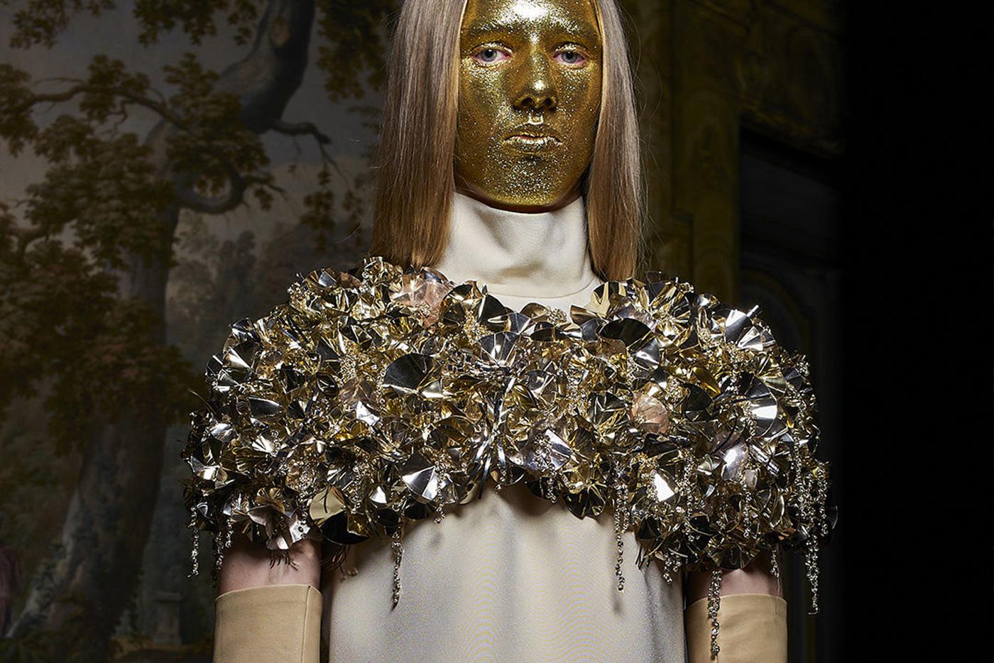 Макияж на показе коллекции Valentino Haute Couture весна-лето 2021.