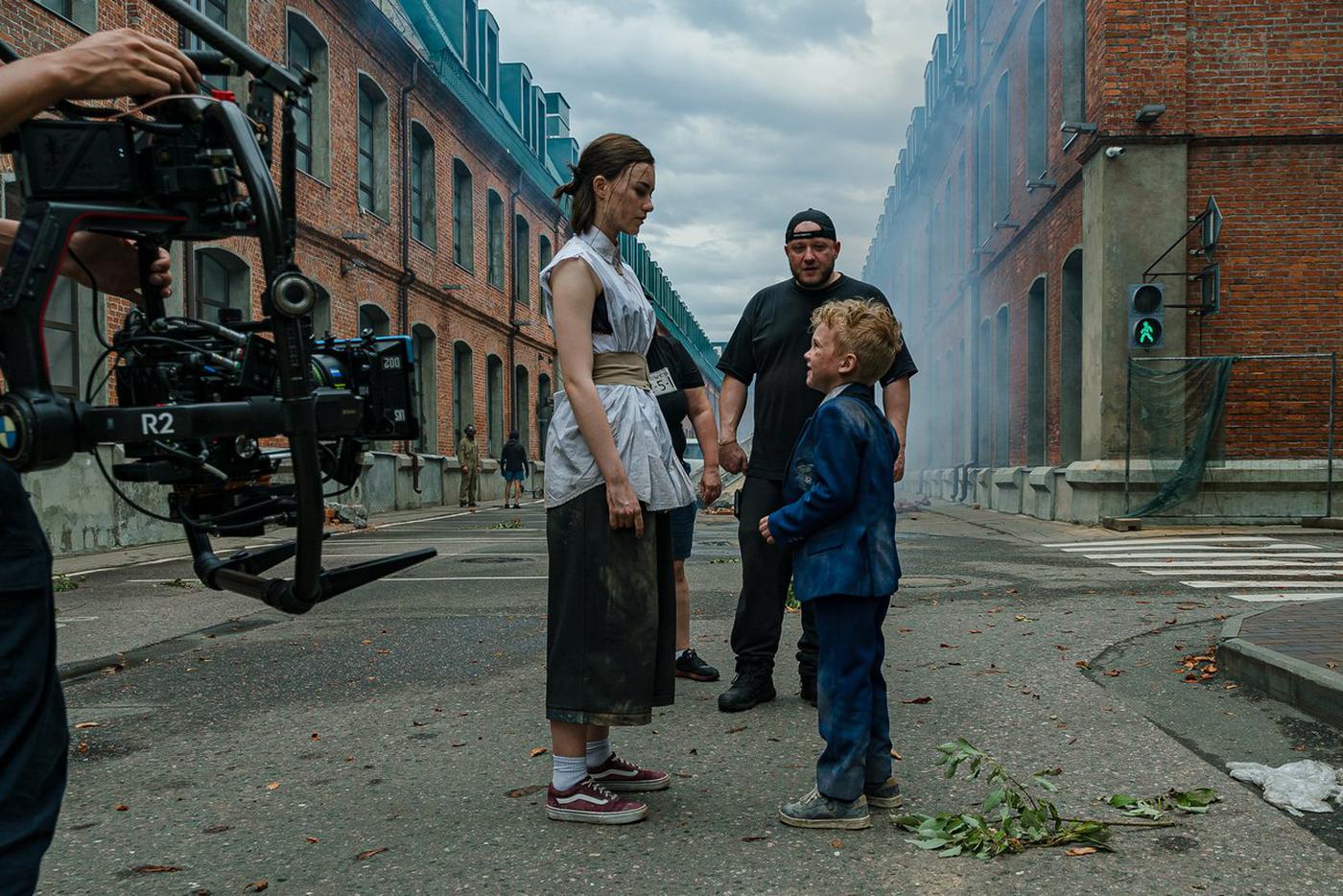 Кадры со съёмок.