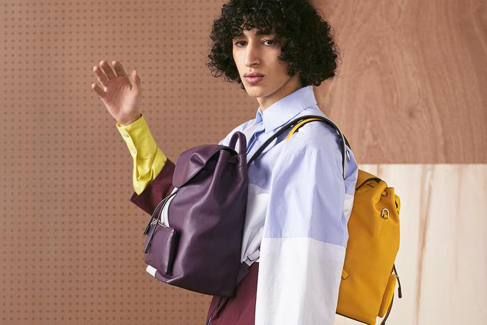 Визитницы и кошельки стали похожи на сумки, а сумки... на визитницы и кошельки