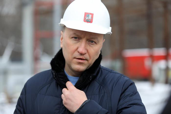 Андрей Бочкарёв: Началась надвижка металлоконструкций ЮВХ над Волгоградским проспектом