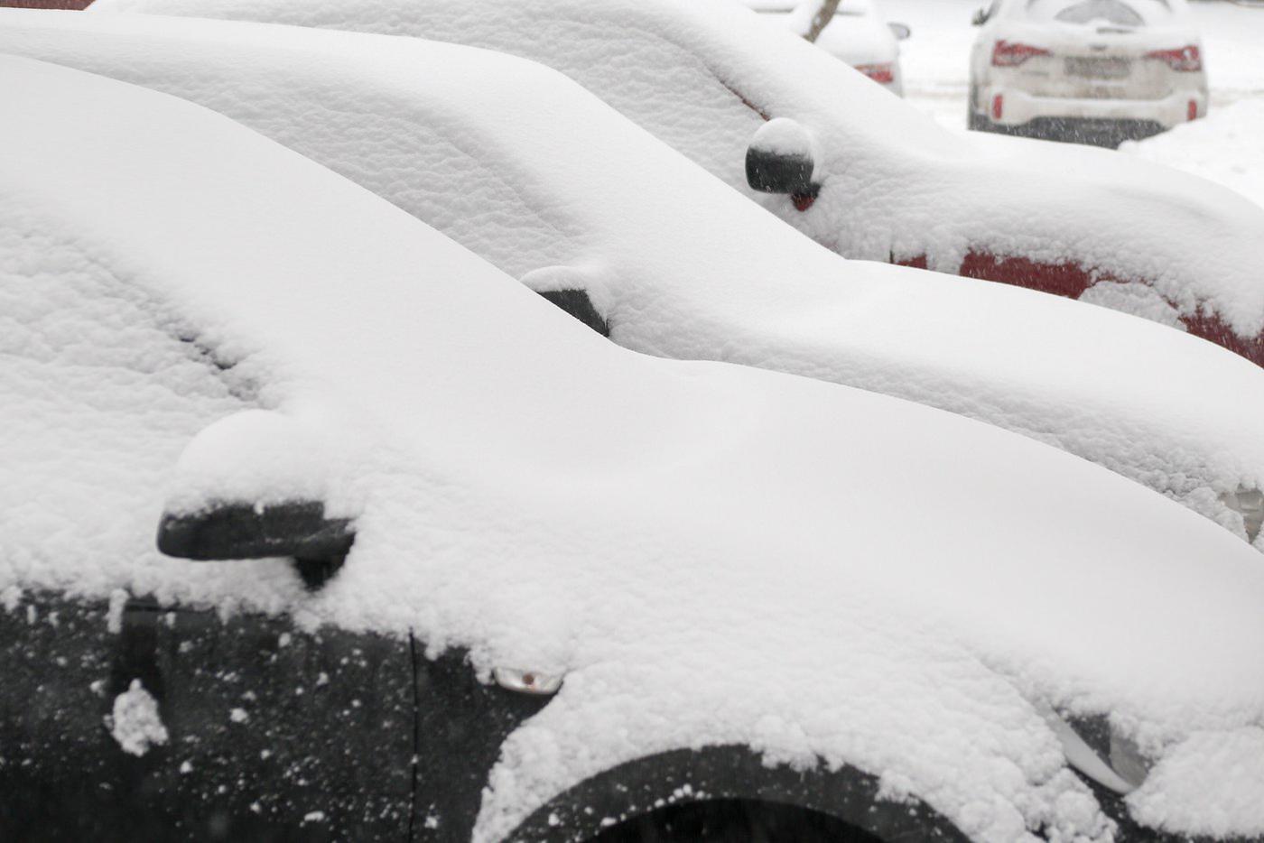 Снежная погода в Москве.