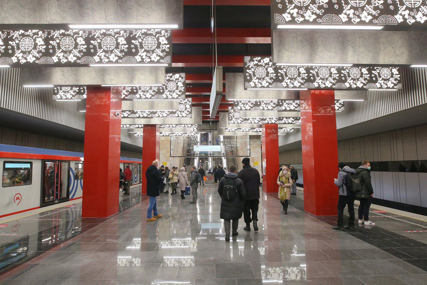 Станция "Мичуринский проспект".