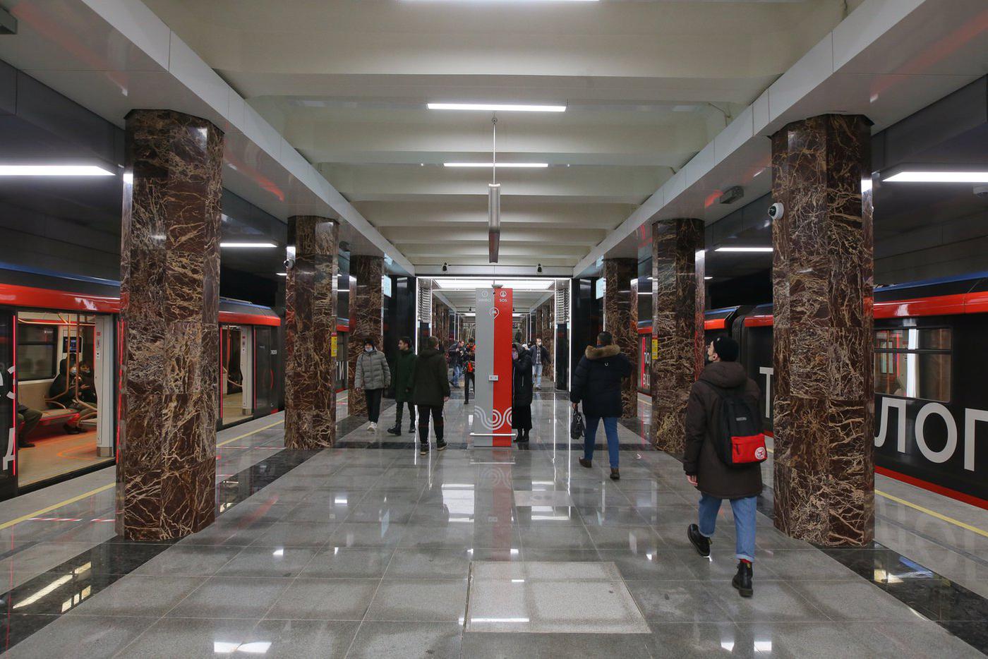 Станция ""Каховская.