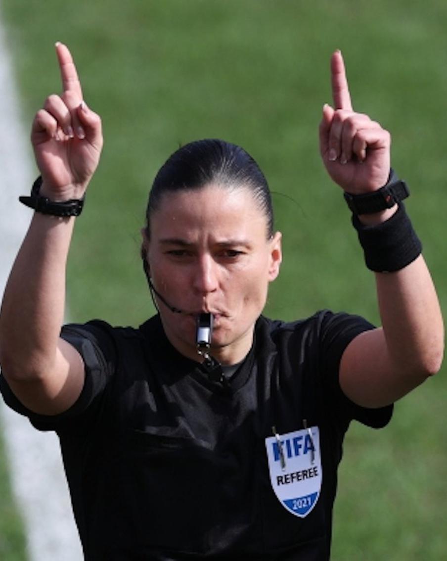 Футбольный судья Анастасия Пустовойтова стала второй в мире и рассказала о своей работе