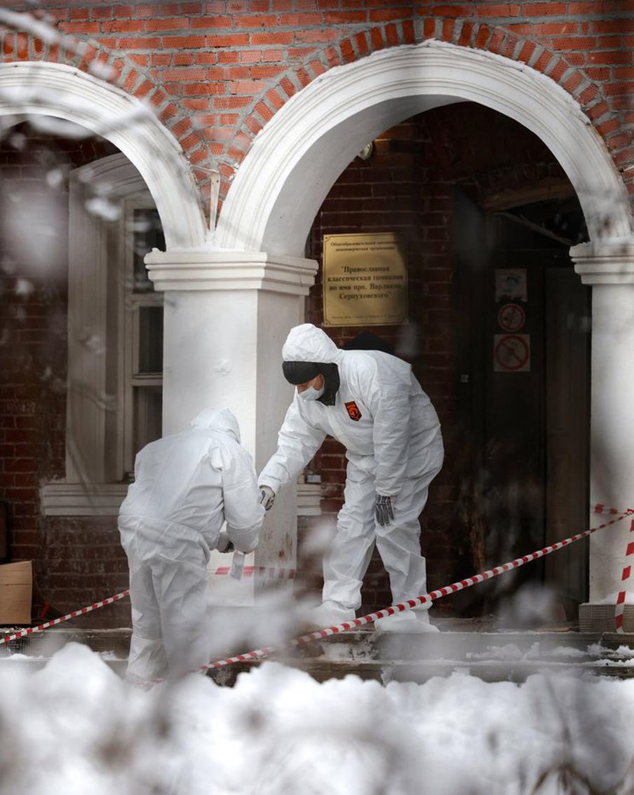 Город спрятался в раковину собственного страха: репортаж из Серпухова, где разыгралась трагедия в гимназии