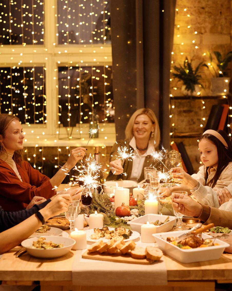 Как не переедать в новогодние праздники и сохранить фигуру и здоровье