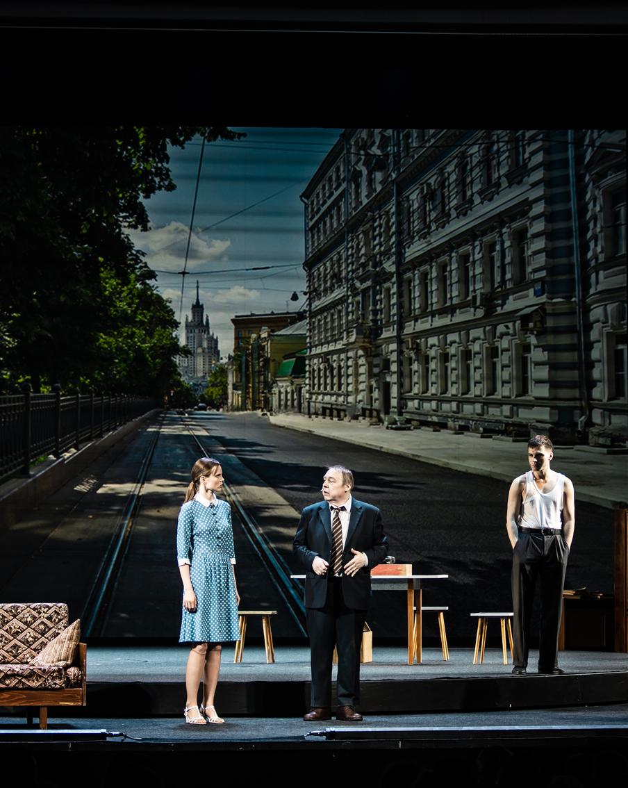 Костик постарел, но юной прыти не растратил. Каким получился спектакль "Дядя Лёва" по пьесе Зорина "Покровские ворота"