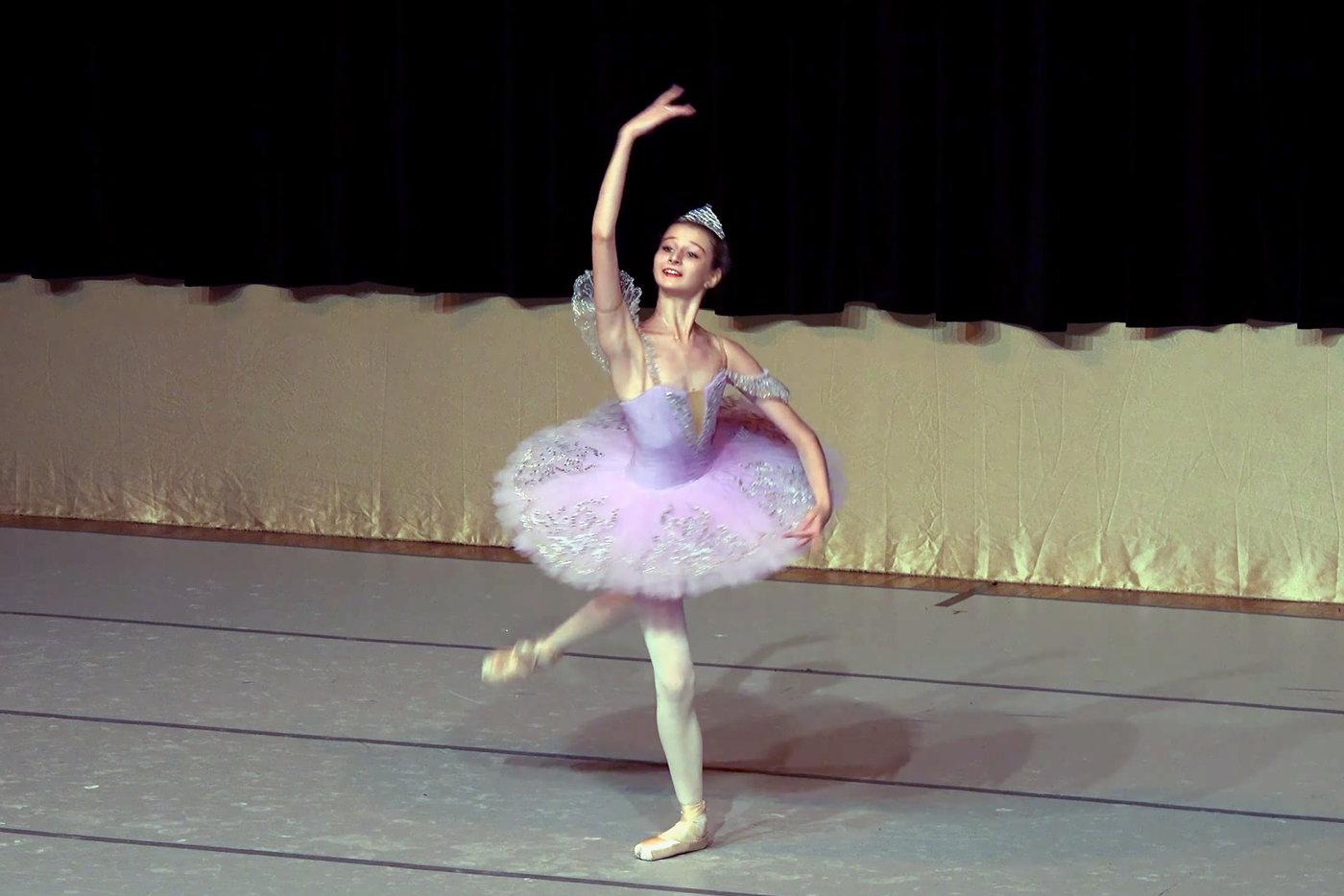 "Вариация феи Драже" из балета "Щелкунчик".