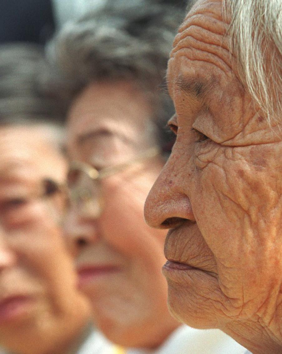 Учёные обнаружили в организме долгожителей особые бактерии, которые помогают их здоровью