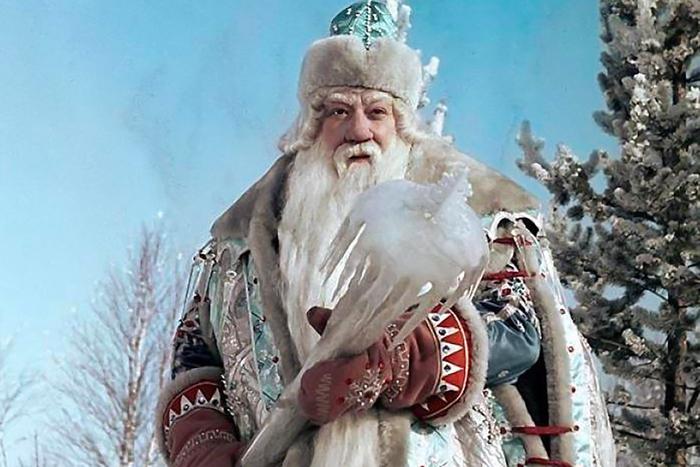 На какие фильмы сходить с ребёнком в новогодние каникулы. Организуйте семейный поход в кино