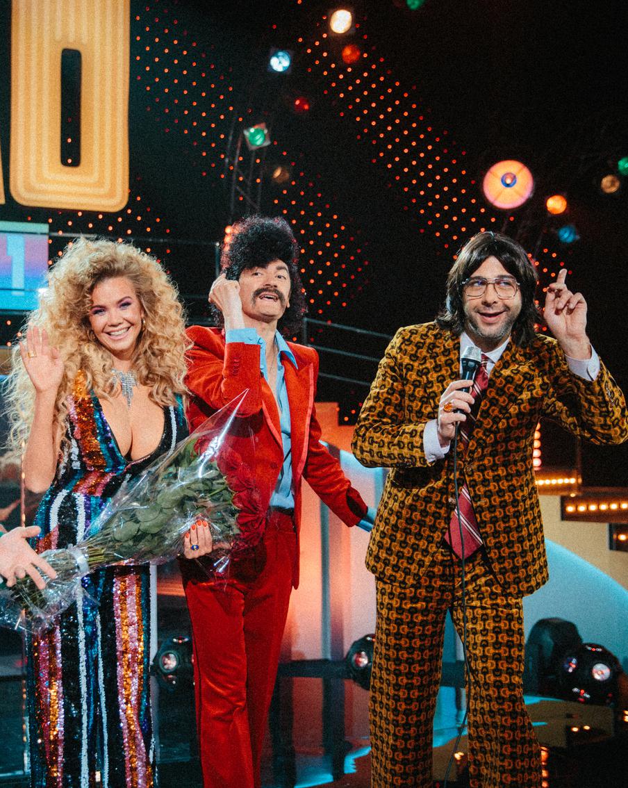 В новогоднюю ночь с экранов нас будут развлекать блогеры и Giovanni Urganti