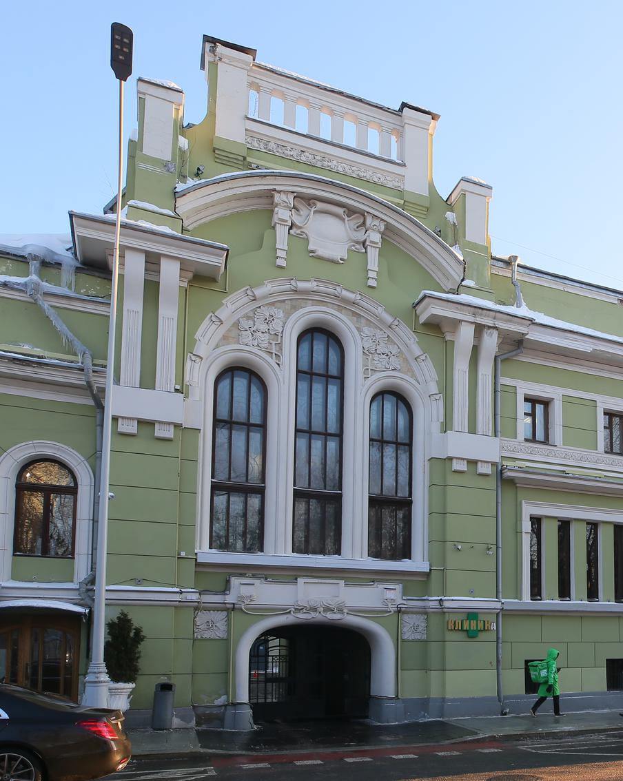 От особняков с историей к современным высоткам. Гуляем в праздники по столице по советам москвоведов