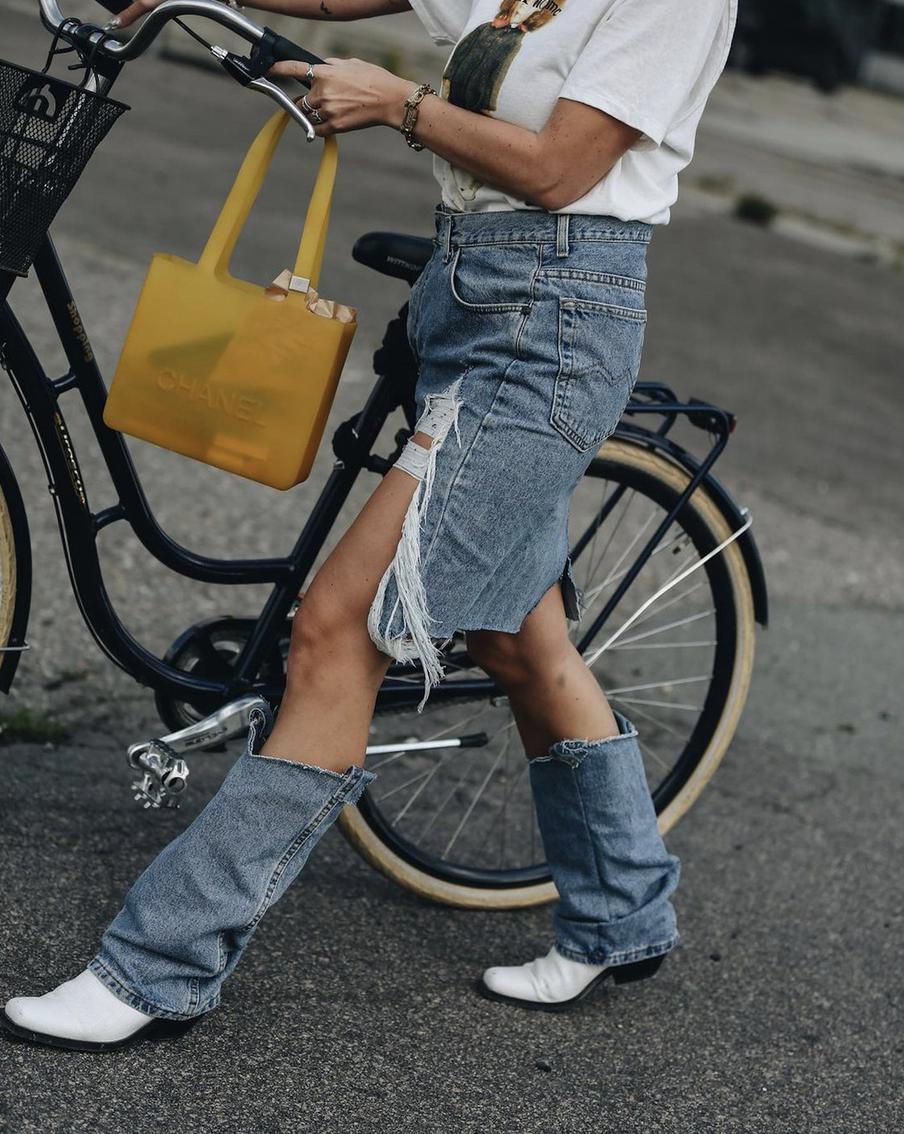 На Неделях моды можно увидеть не только остромодные, но и совершенно безумные и оригинальные вещи.