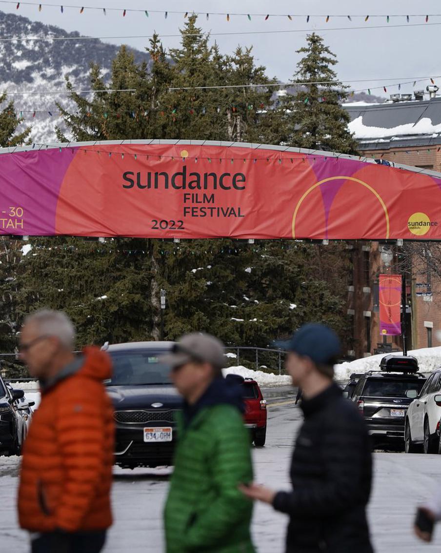 Драмеди о сексе на пенсии и новая лента о принцессе Диане. Выбрали самое интересное из программы "Сандэнс-2022"