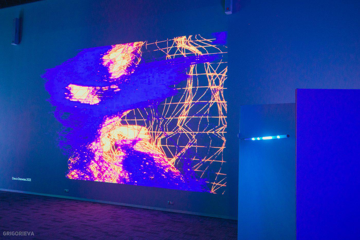 Студенты серьёзно подготовились к демонстрации "Технологического искусства".