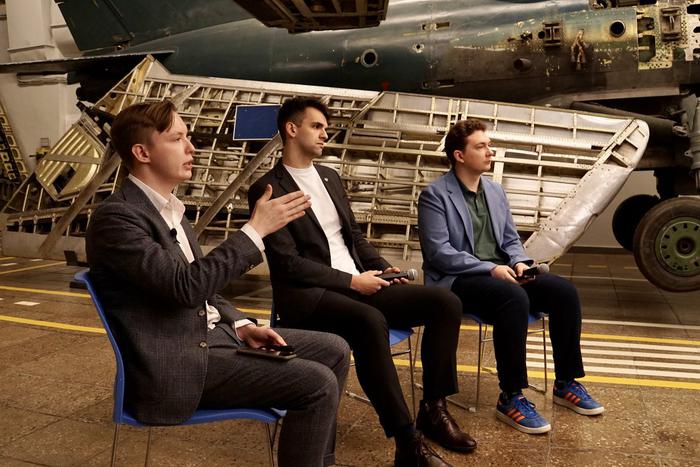 В МАИ студенты разработали новых роботов. Они смогут помочь в медицине и на производстве