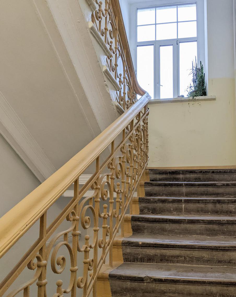 Так перила выглядели под слоем краски.