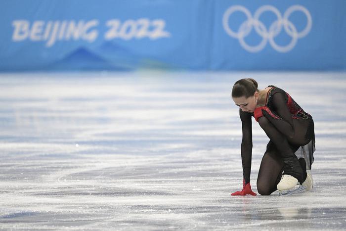 Допинг-скандал и единственная медаль. Очередной олимпийский день прошёл для россиян тревожно