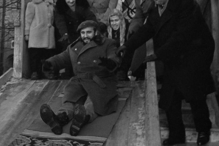 Легендарный кубинец поселится на Соколе: на площади Фиделя Кастро установят его скульптуру