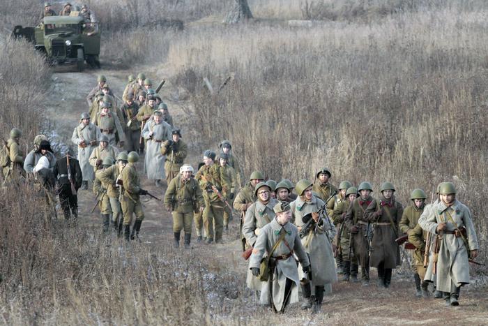 О чём рассказывали отстоявшие Москву бойцы в письмах близким: читаем письмо Михаила Гвоздева учительнице
