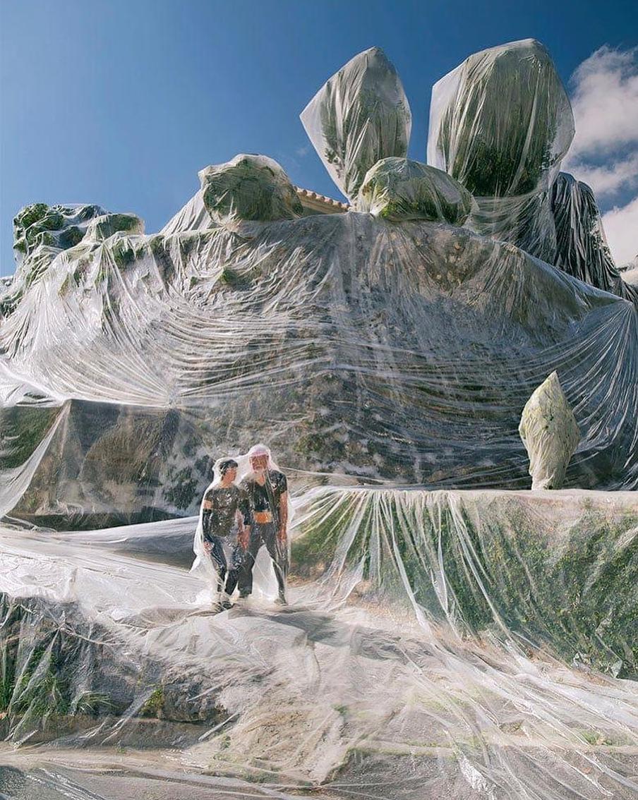 Работа Харухико Кавагути.