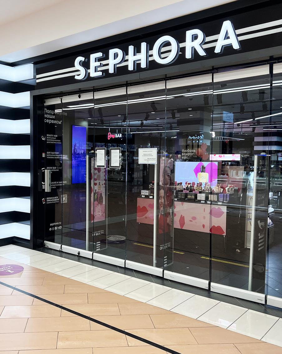 Без косметики россияне не останутся: что происходит с бьюти-индустрией прямо сейчас