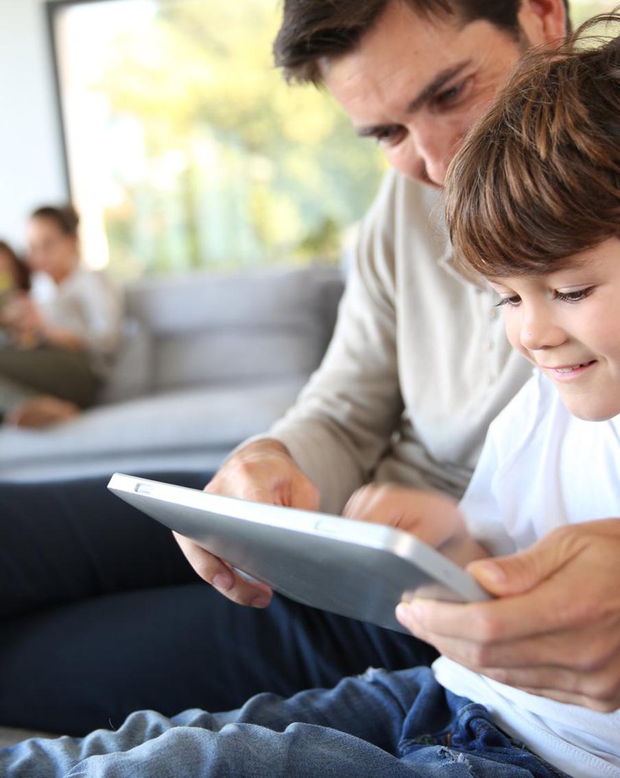 Личное пространство важно для каждого человека. Родители должны объяснить это детям