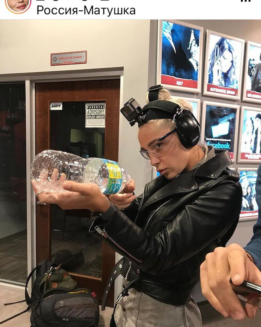 Настя Ивлеева разобрала свой инста-архив.