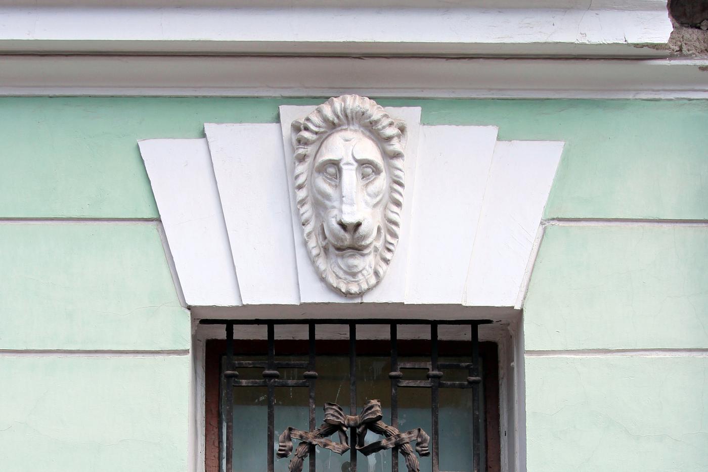 Московский государственный университет им. М.В. Ломоносова. ул. Моховая, 11