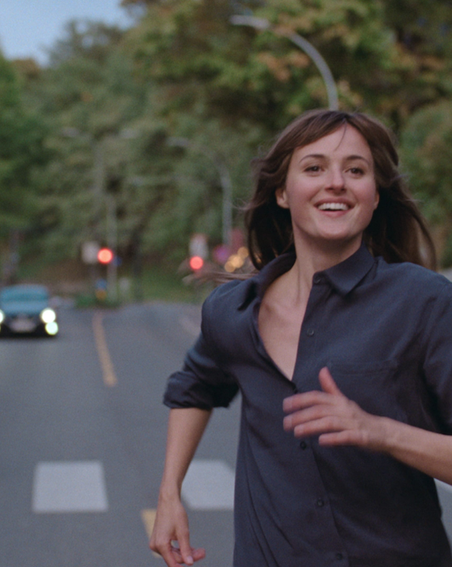 В прокат выходит драма "Худший человек на свете". Выяснили плюсы и минусы картины