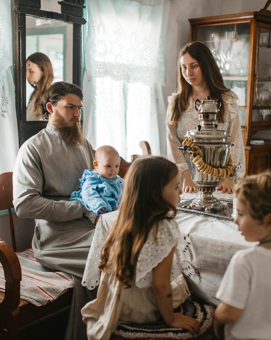 "Соцсети – это миссионерская площадка", считает священник-блогер Николай Бабкин