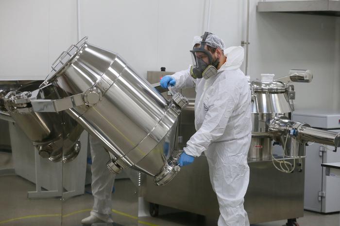 В Москве начали выпускать 20 жизненно важных лекарств