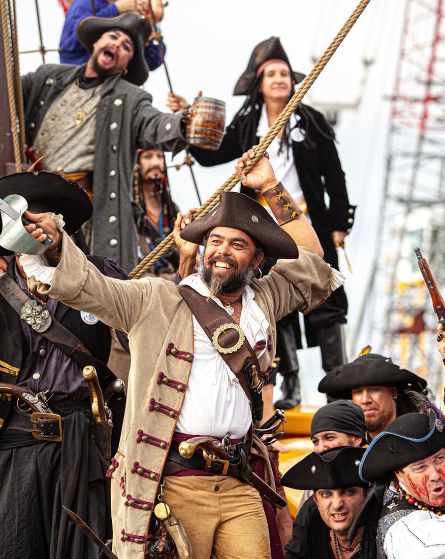 Швы после операций в основном быстро заживают. Но иногда они продолжают болеть, и без врача не обойтись.