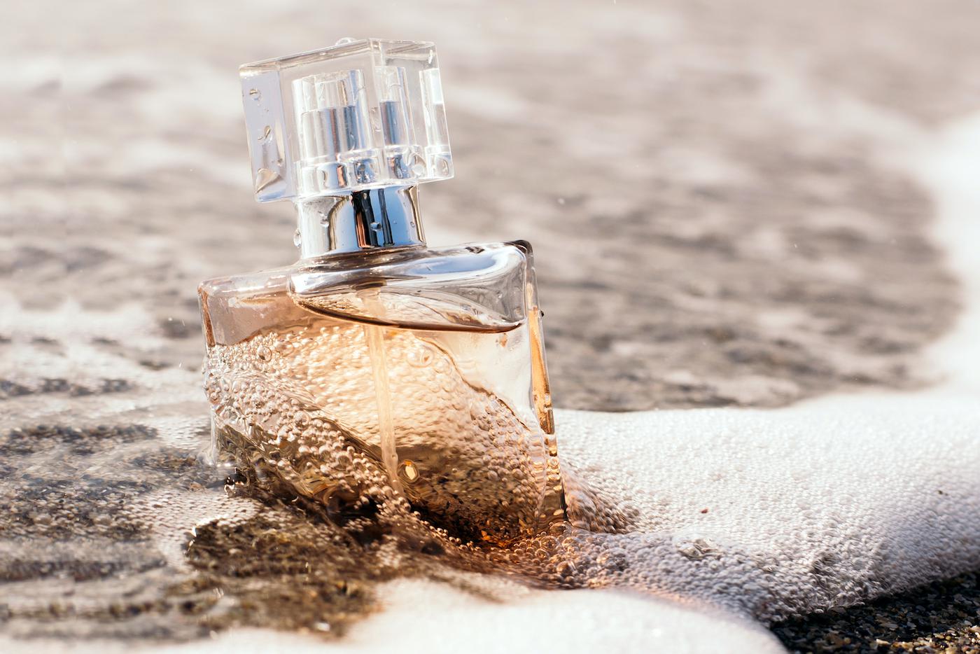 Аромат отпуска: парфюмерия поможет почувствовать себя в раю