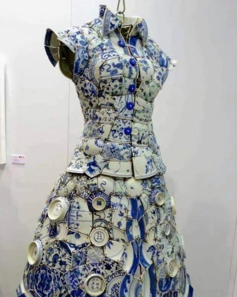 То самое платье, вдохновившее московскую художницу.