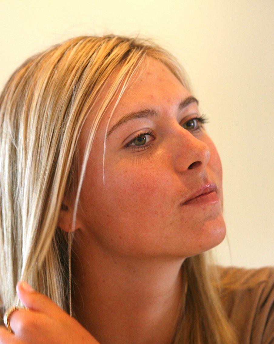 Чернобыльский след, триумф на Уимблдоне и конфеты собственной марки: биографией Шараповой снова интересуются после новости о беременности