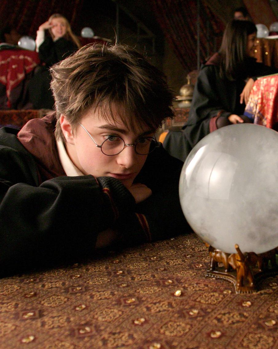 Смотрите, как выглядели бы герои "Гарри Поттера", если бы актёров на главные роли выбирала нейросеть!