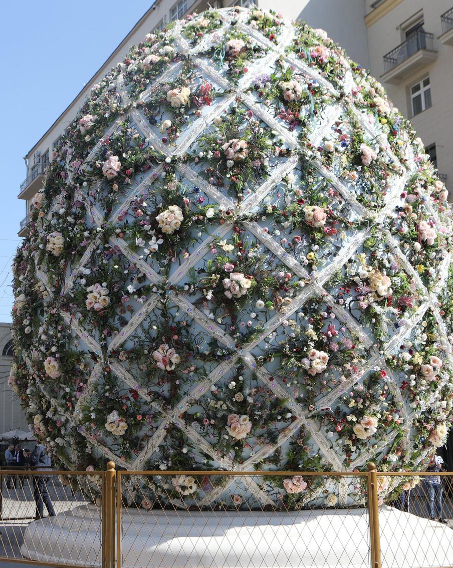 Съесть кулич и совершить доброе дело: фестиваль "Пасхальный дар" стартовал в Москве