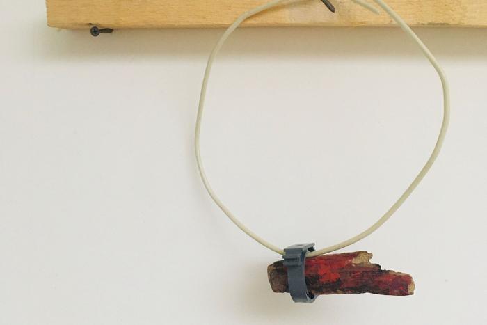 Дельный сбор мусора. Зачем создавать украшения из чего попало