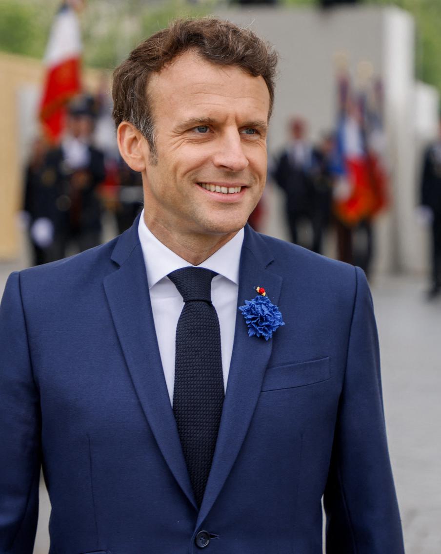 "Французы не желали смерти королю": биография и взгляды Эммануэля Макрона