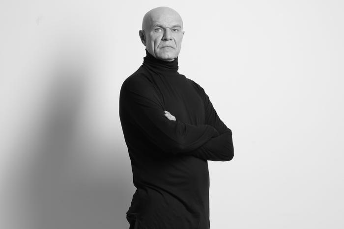 "Мечтаю выучить итальянский и арабский": Сергей Мазаев рассказал про любимых авторов и первый провал на сцене