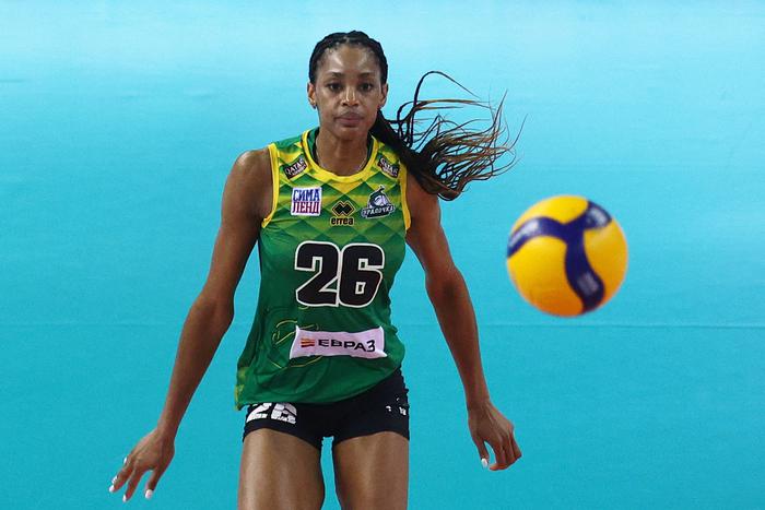 "Исполком примет решение": российский волейбол попал в эпицентр расистского скандала