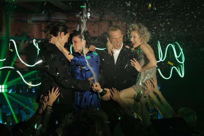 Алиса в стране Полиамории: вышел первый российский сериал о свободных любовных отношениях