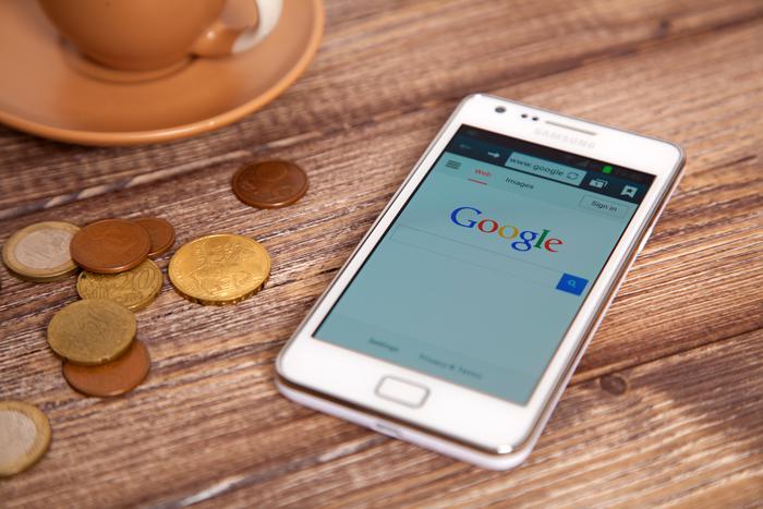 Компания Google решила обанкротить российскую "дочку". Выяснили у экспертов, зачем это нужно