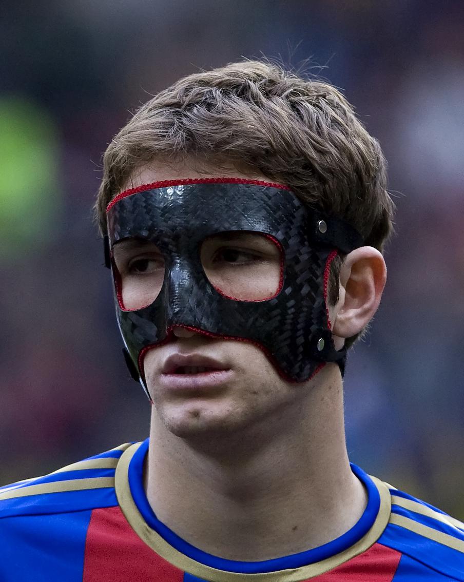 Футболист Марио Фернандес уедет в Бразилию: 4 самых эпичных момента Супер Марио в России