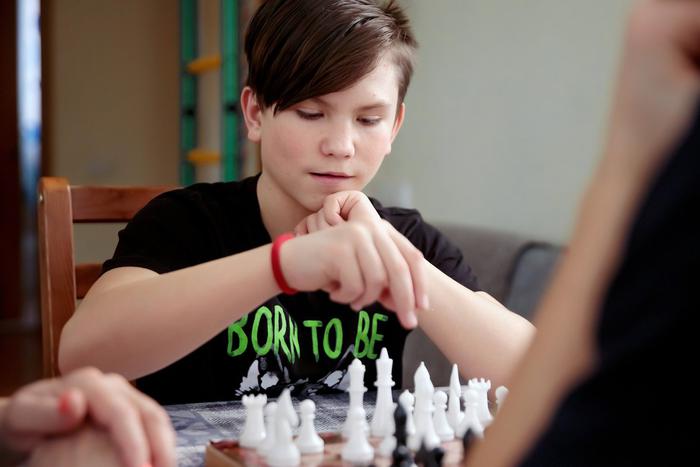 ВЦИОМ провёл исследование об отношении россиян к приёмным семьям. Его результаты оказались крайне неожиданными