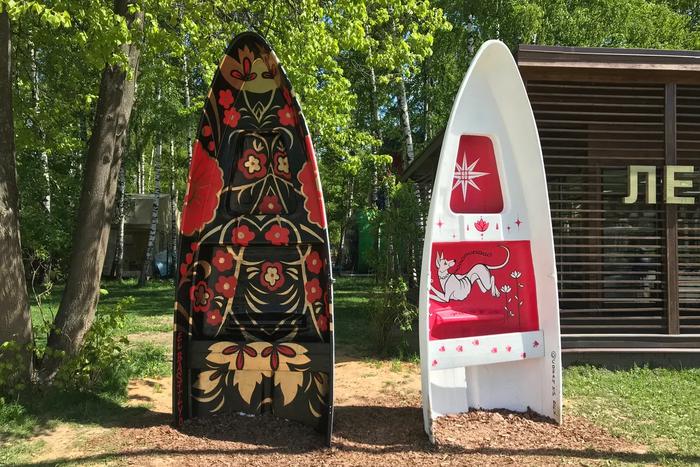 Мимо таких арт-объектов невозможно пройти стороной.