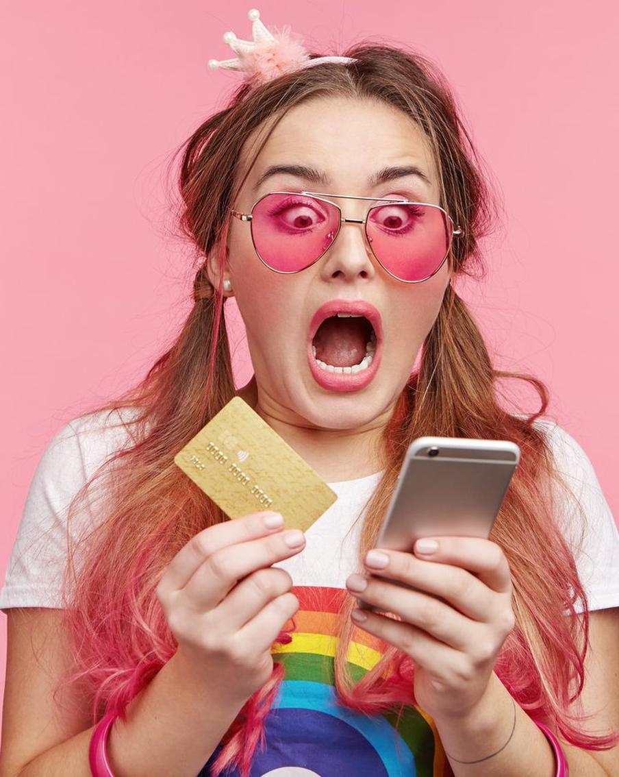 Почему я хочу спрятать все деньги в копилку и закопать на холме – читаем ответ психотерапевта